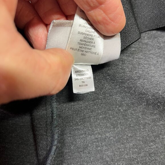 Fabulously Slimming by Chico's 2.5 (14) Short Grey Ponte Pants Elastic Waist - Picture 6 of 7